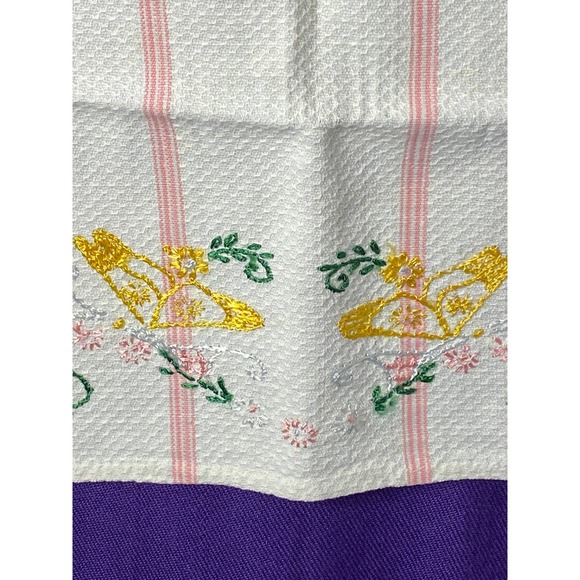 Vintage, Handmade Kitchen/Dish/Tea Towel with Hand Embroidered Flowers. - Picture 1 of 11